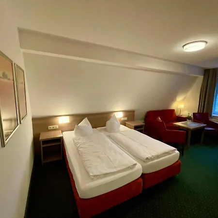 Hotel Scharfe Kurve *