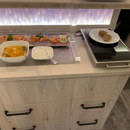 Scharfe Kurve Lutzow