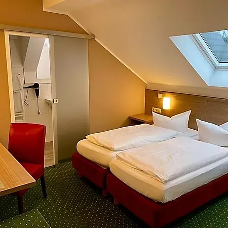 Scharfe Kurve Hotel Lutzow