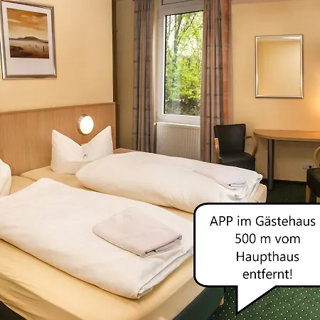 Scharfe Kurve * Lutzow