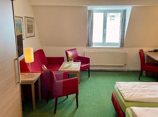 Scharfe Kurve ホテル *